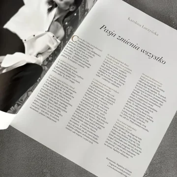 Article & images about Karolina Barrett